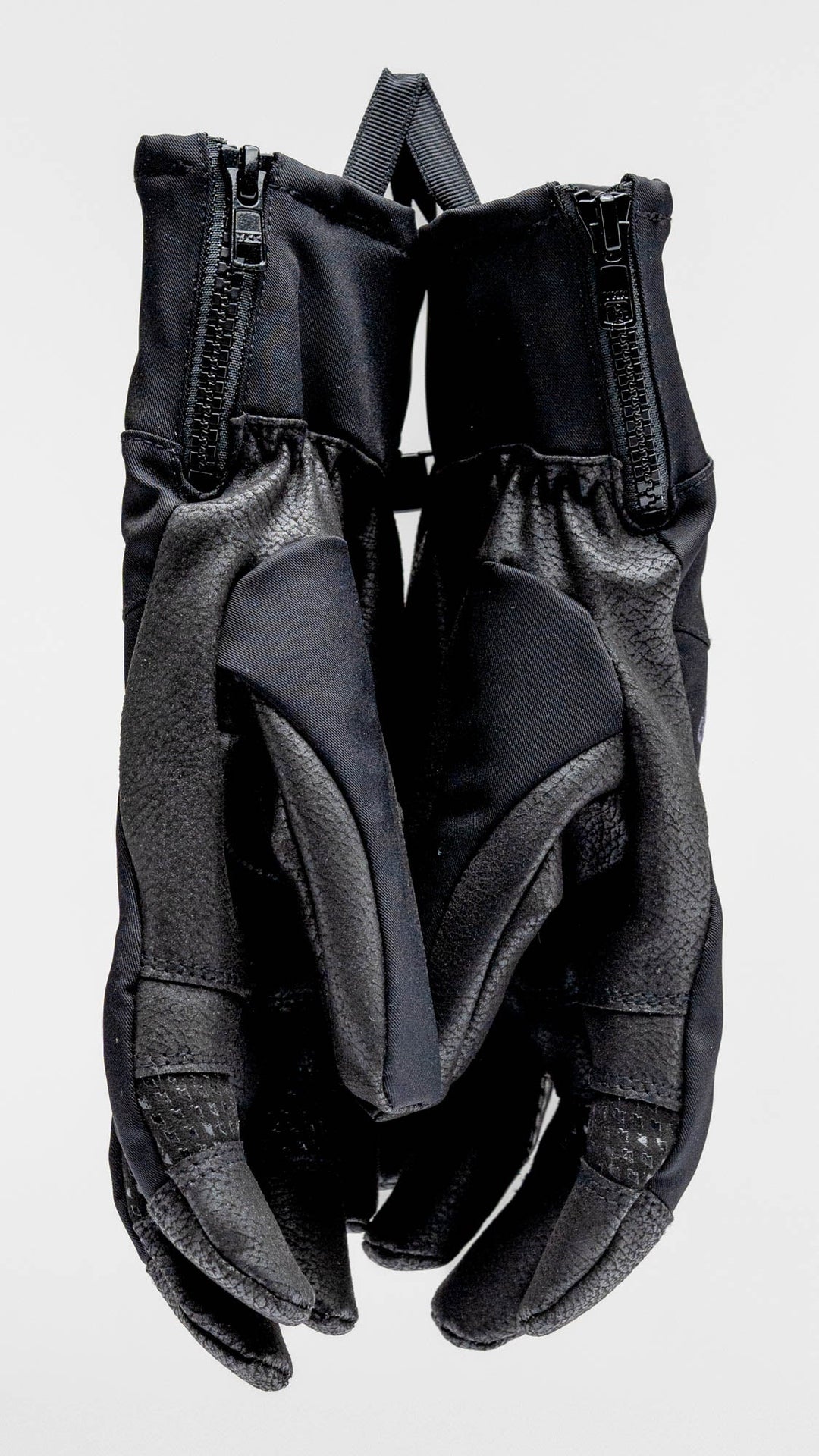 Empire Glove - Black/Grey