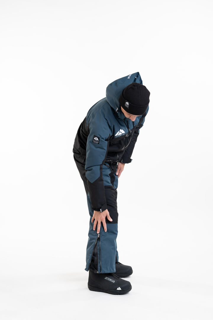 The One V2 - Black/DeepSea/White - 150g vuori