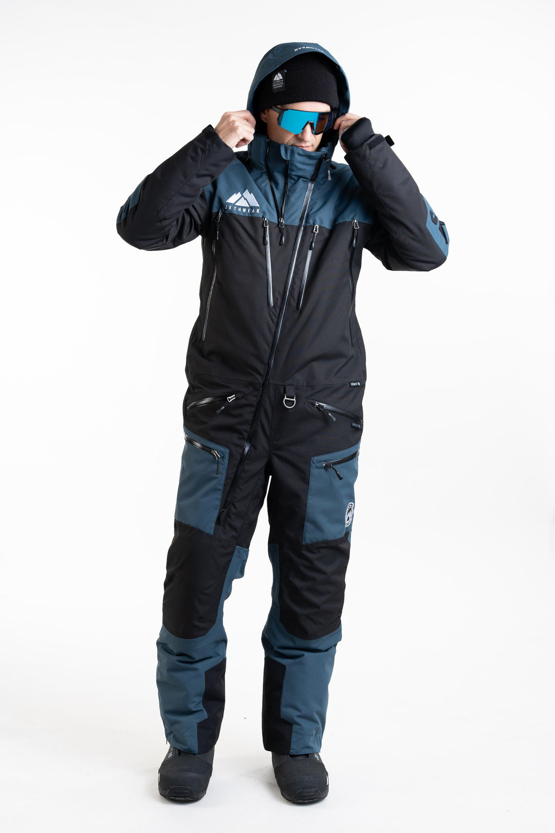 The One V2 - Black/DeepSea/White - 150g vuori