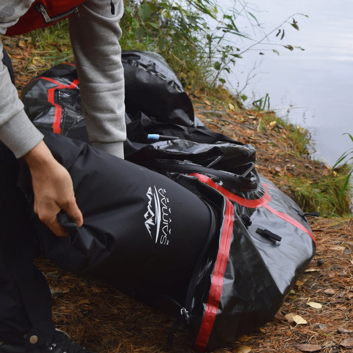 Packraft Adventure Musta Pitkille Matkoille