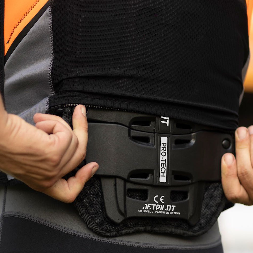 Jetpilot RX Vault Protech Orange jettiliivi selkäpanssarilla