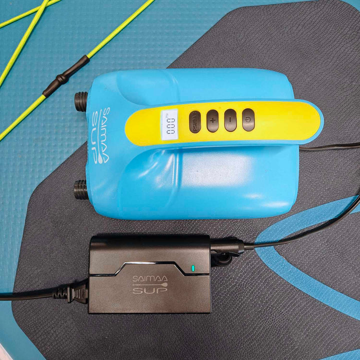 Mains power adapter for 12V SUP pump